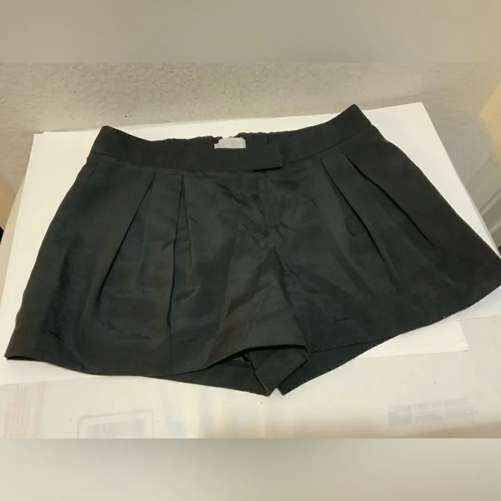 $79 1.State Women's Black polyester Mini Shorts US Size 2